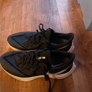 Nike Black and White Athletic Shoes with Cushioned Sole